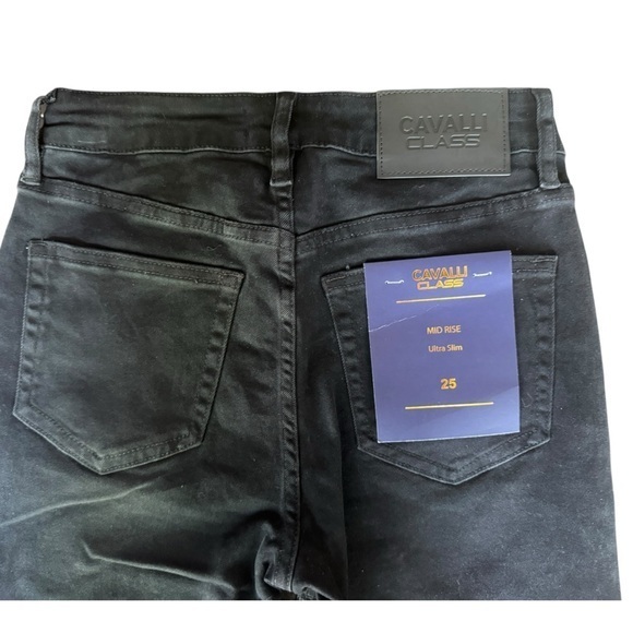 NWT Roberto CavalliCavalli Class Black Jeans Distressed Mid Rise Ultra Slim